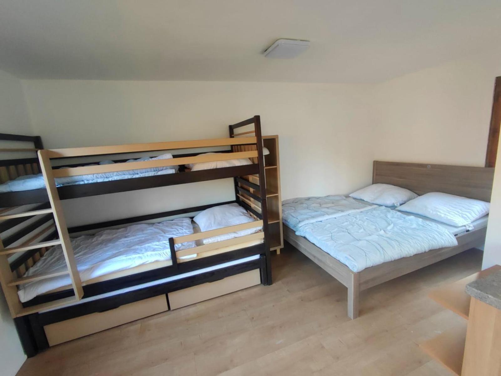 Lesni Chaty "Hogo Fogo" Kytlice Zimmer foto